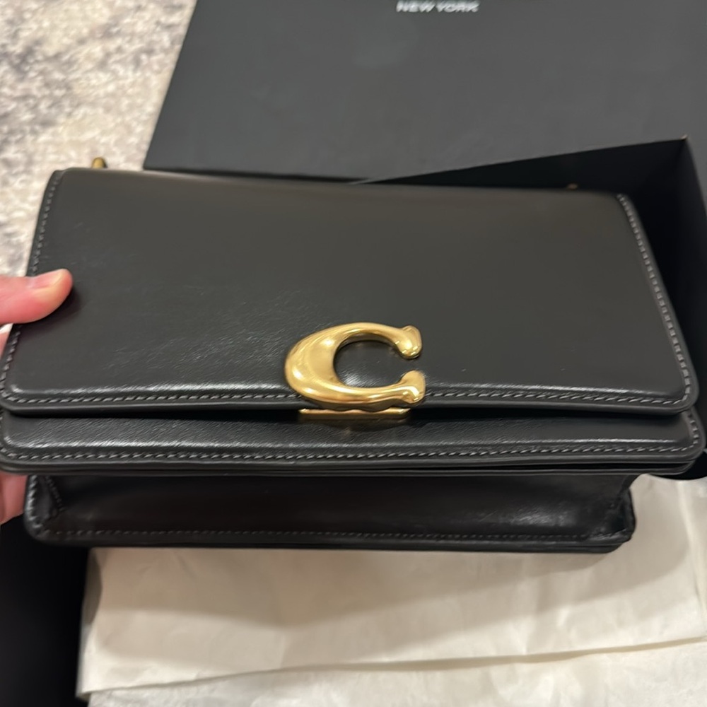 COACH
Bandit Leather Shoulder Bag - Picture 11 of 16